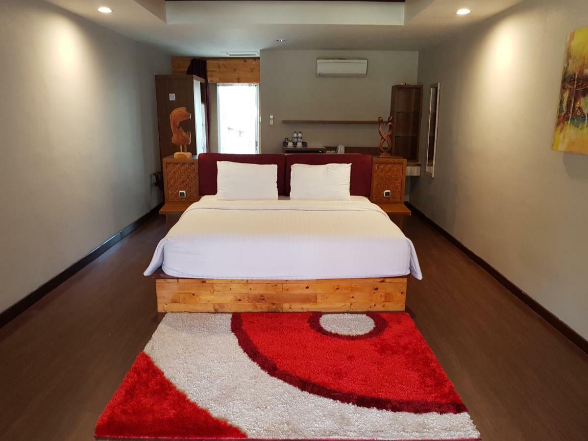 Narisha Guesthouse Kupang  Exterior foto